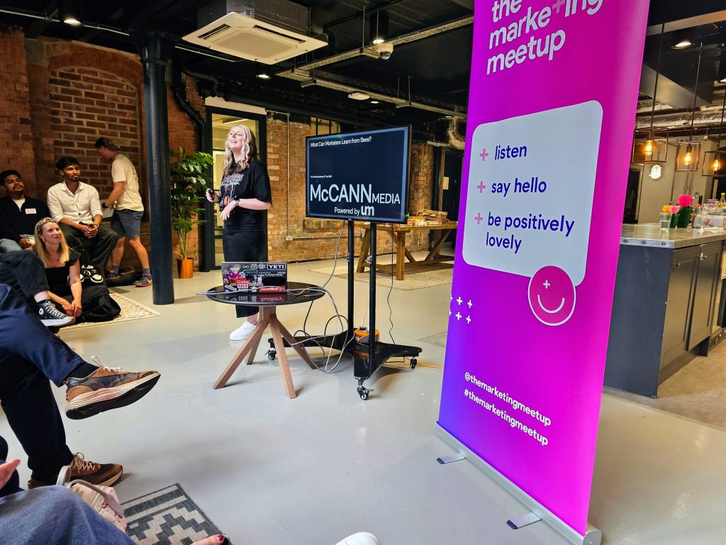 Sarah-clarke-at-the-marketing-meetup